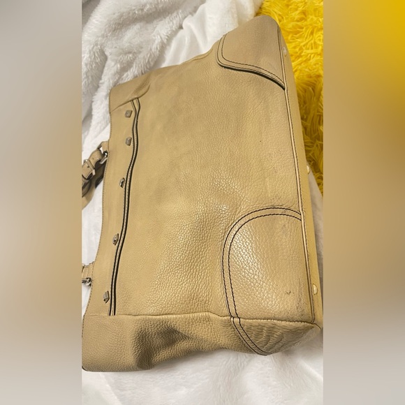 MCM Authentic light fade yellow~FLAWED - Picture 5 of 9